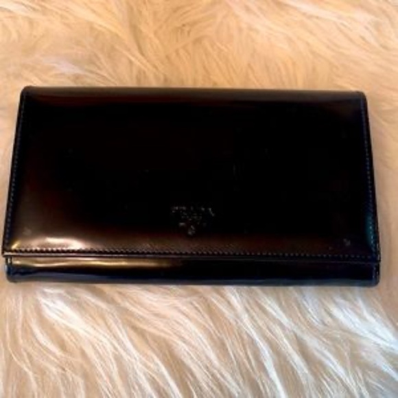 Prada Handbags - PRADA Milano wallet  Vintage  GUC